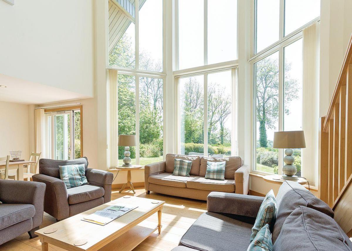 شارد Swandown Lodges المظهر الخارجي الصورة