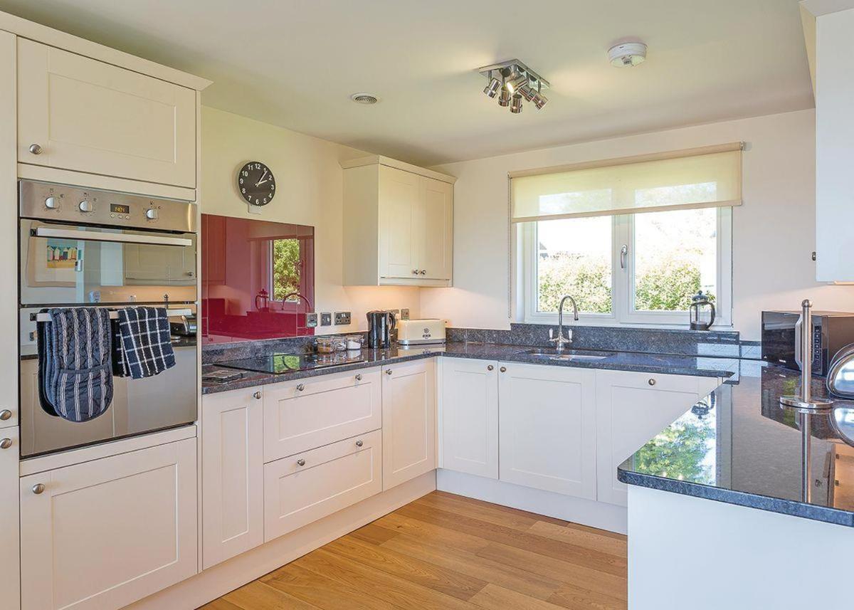 شارد Swandown Lodges المظهر الخارجي الصورة